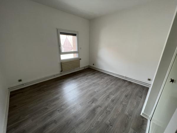 Location Appartement97 m² - 4 Pièces - PERNES (62550)