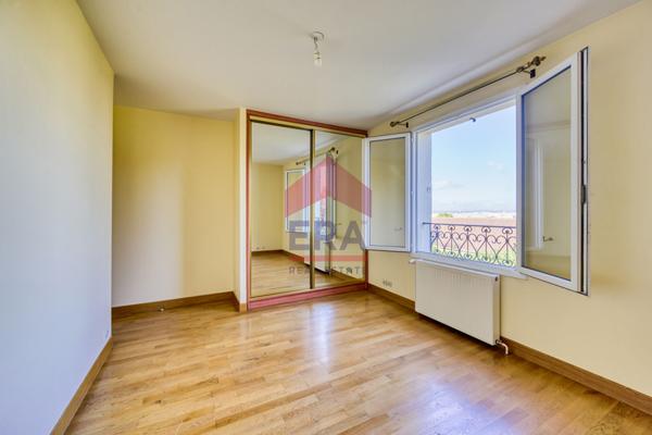 Maison Nanterre 6 pièce(s) 250 m2