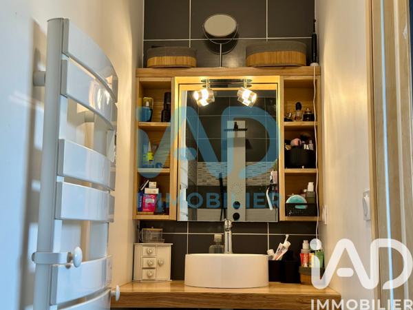 Maison à vendre 5 pièces 103 m² Thénac