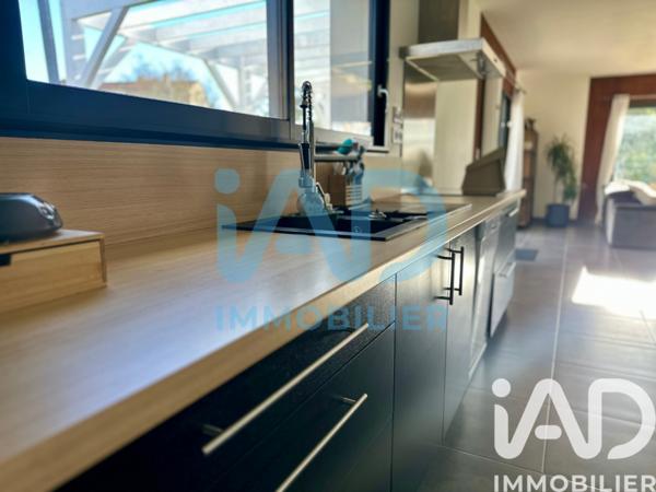 Maison à vendre 5 pièces 103 m² Thénac