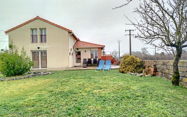 Maison à vendre    4 pièces •  Cholet