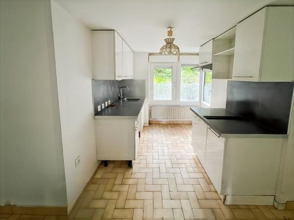 Charmante maison dans un cadre verdoyant