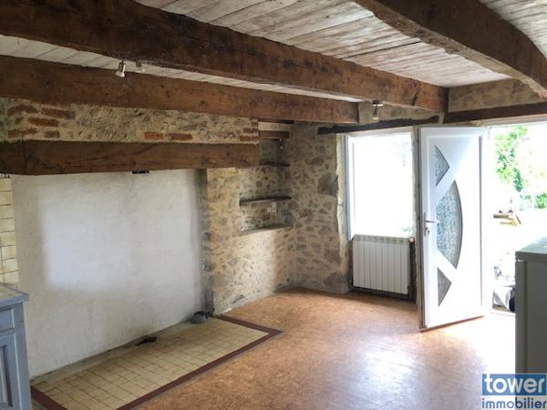 Maison
                                                                                                                                                                                                                                                                                                                        3 pièce(s)                                                                                                                                                                                                          2 chambre(s)                                                                                                                                                                                                          80  m²