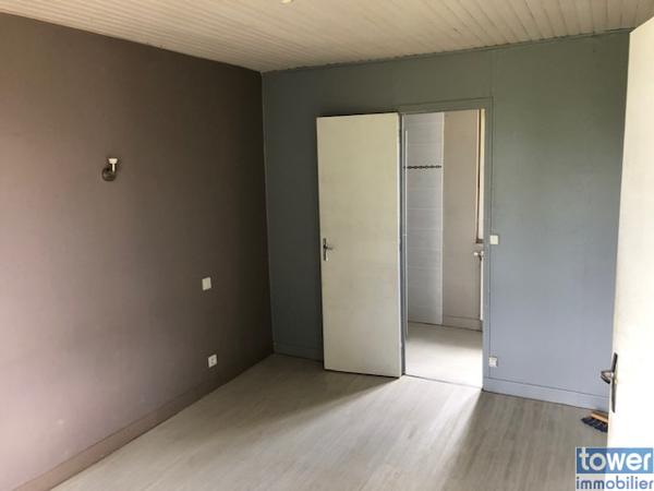 Maison
                                                                                                                                                                                                                                                                                                                        3 pièce(s)                                                                                                                                                                                                          2 chambre(s)                                                                                                                                                                                                          80  m²