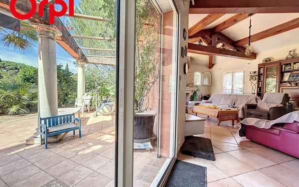 Maison à vendre    5 pièces • 143 m2 Saint-Raphaël