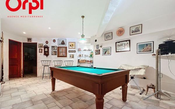 Maison à vendre    5 pièces • 143 m2 Saint-Raphaël