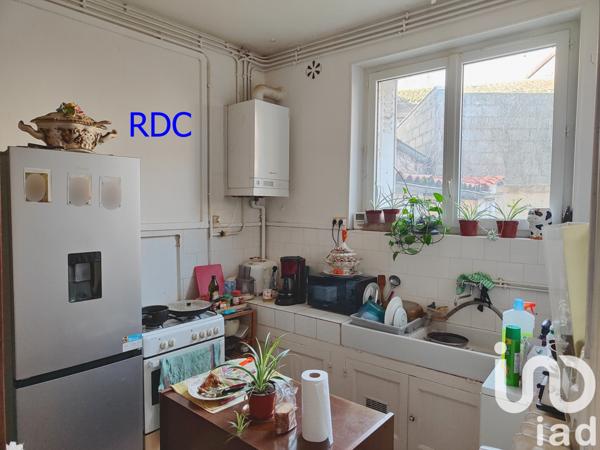 Immeuble à vendre 178 m² Chabanais