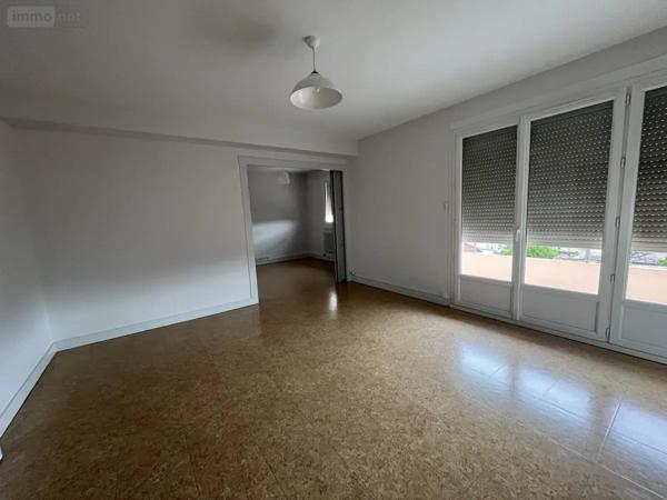Location - Appartement Bourg-en-Bresse 01000 3 pièces 62 m 2