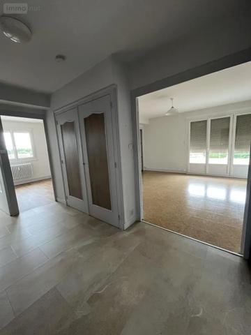 Location - Appartement Bourg-en-Bresse 01000 3 pièces 62 m 2