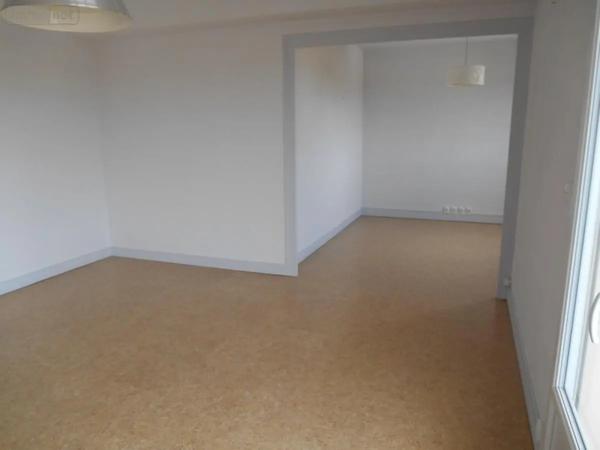 Location - Appartement Bourg-en-Bresse 01000 3 pièces 62 m 2