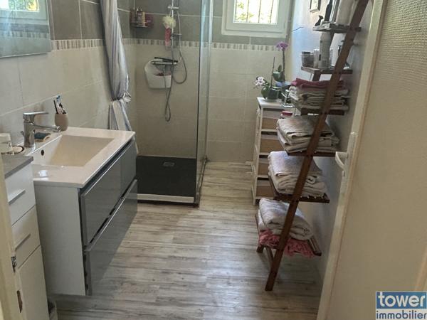 NONTRON 3 CHAMBRES possible appart independant