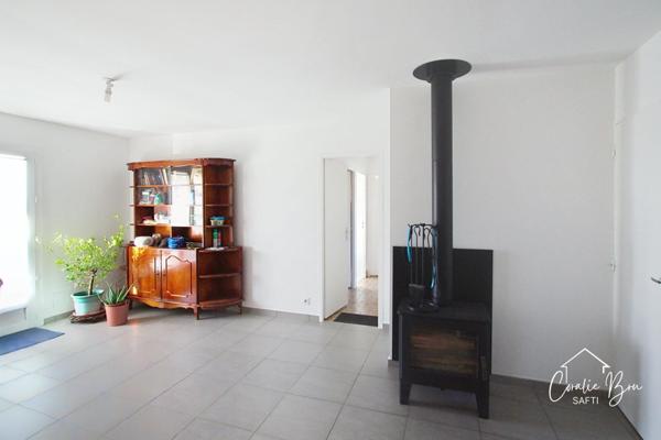 MAISON FAMILLIALE 4 CHAMBRES SUR BEAU TERRAIN CLOS