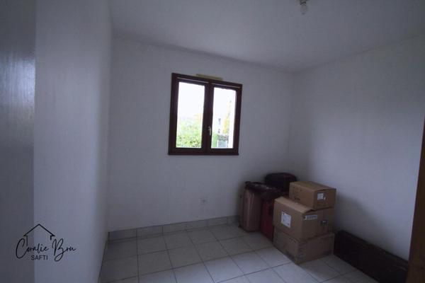 MAISON FAMILLIALE 4 CHAMBRES SUR BEAU TERRAIN CLOS