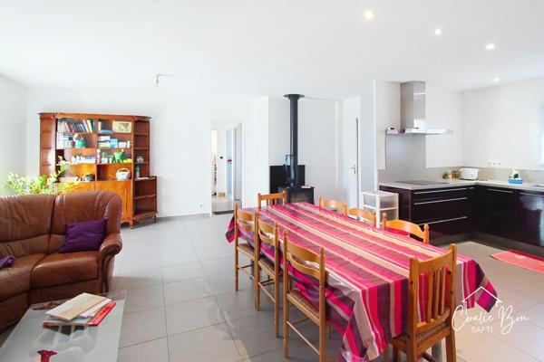 MAISON FAMILLIALE 4 CHAMBRES SUR BEAU TERRAIN CLOS