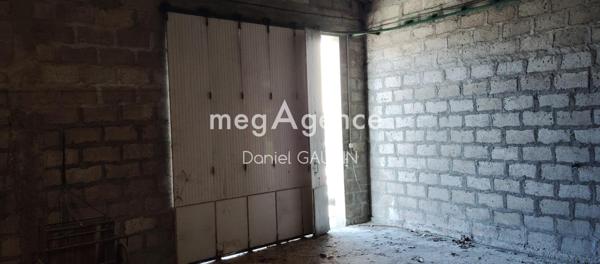 Parking à CHATEAUBERNARD, 16100 -