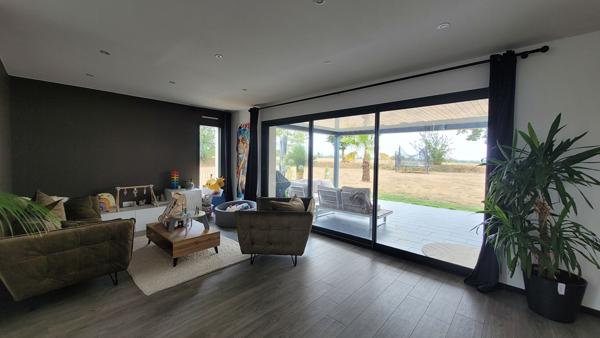 Maison à vendre 547 000 € Saint-Planchers 6 p 158 m² DPE A