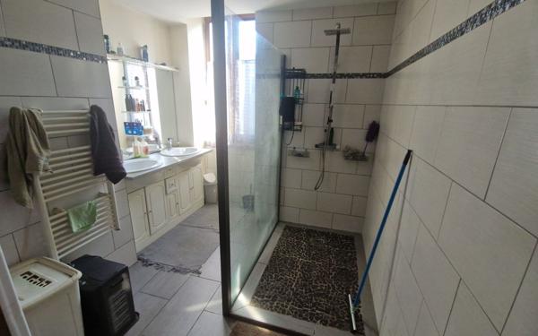 Maison à vendre    5 pièces •  Rumilly