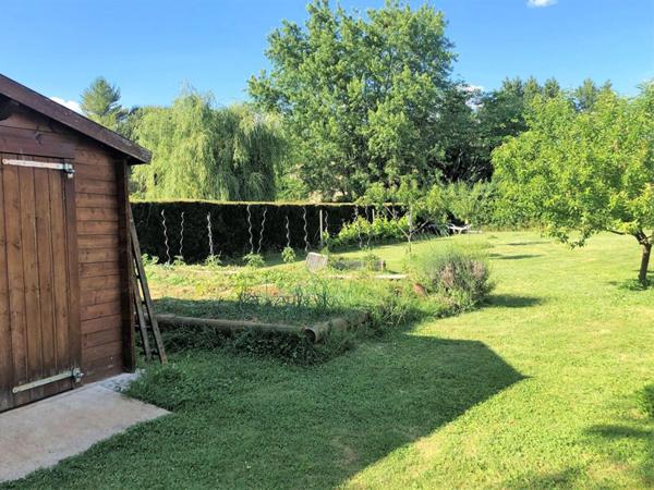 Maison bois - 5 chambres en plain-pied avec piscine et chalet indépendant proche Cahors