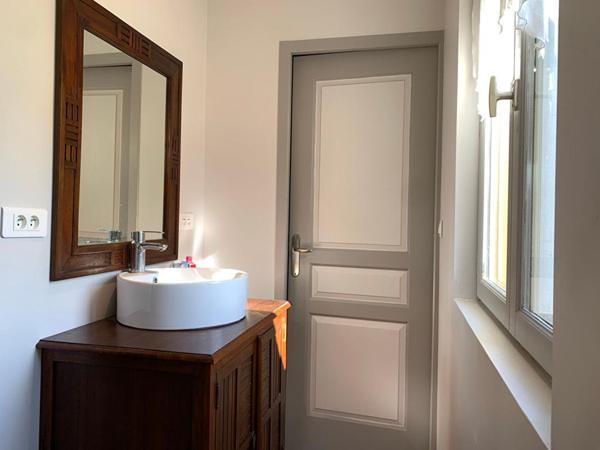 Maison bois - 5 chambres en plain-pied avec piscine et chalet indépendant proche Cahors