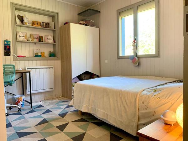 Maison bois - 5 chambres en plain-pied avec piscine et chalet indépendant proche Cahors