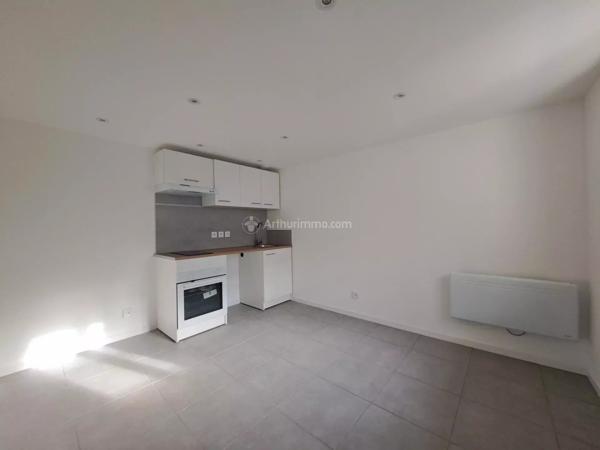 Location Appartement 2 pièces 45 m2 à Carmaux