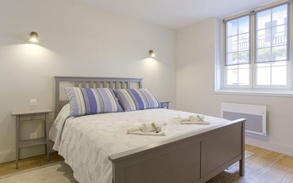 Appartement à vendre    1 pièce • 51,93 m2 Biarritz