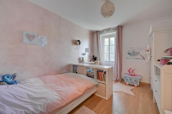 Vente Maison de ville Bouc-Bel-Air 7 Pièces 200 m²
