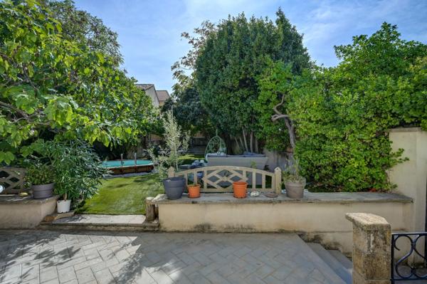 Vente Maison de ville Bouc-Bel-Air 7 Pièces 200 m²