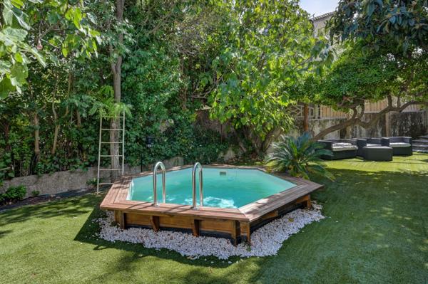Vente Maison de ville Bouc-Bel-Air 7 Pièces 200 m²