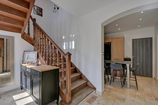 Vente Maison de ville Bouc-Bel-Air 7 Pièces 200 m²