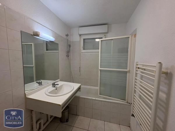 Appartement à louer 2 pièces 52.35m² Grenoble (38100)
