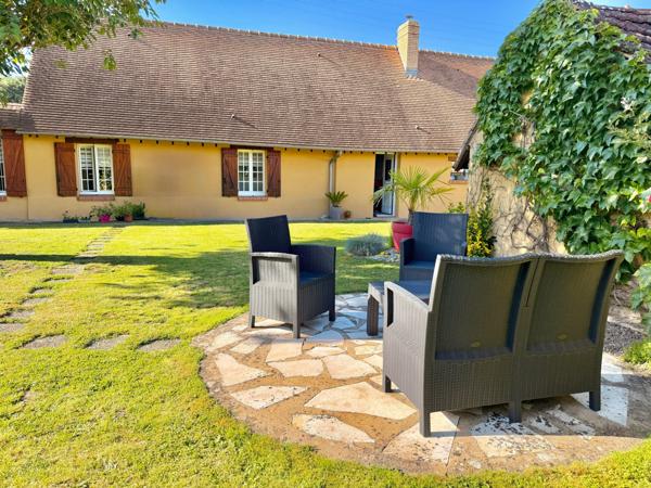 Maison
         6 pièces
        - 126 m² 276 000 € *
