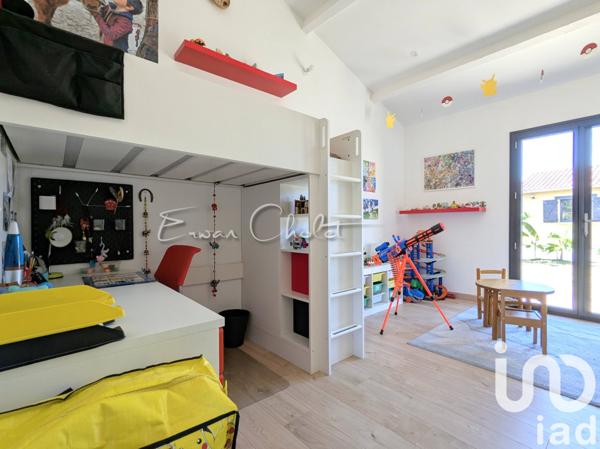 Maison à vendre 5 pièces 199 m² Saint-Étienne-de-Montluc