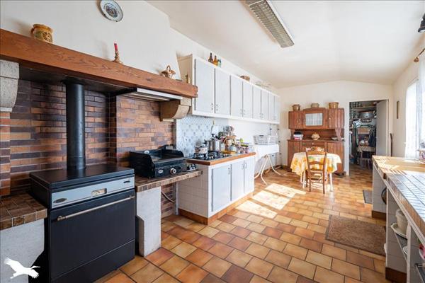 Maison à vendre |  Matha |  6 pièces | 160 m²