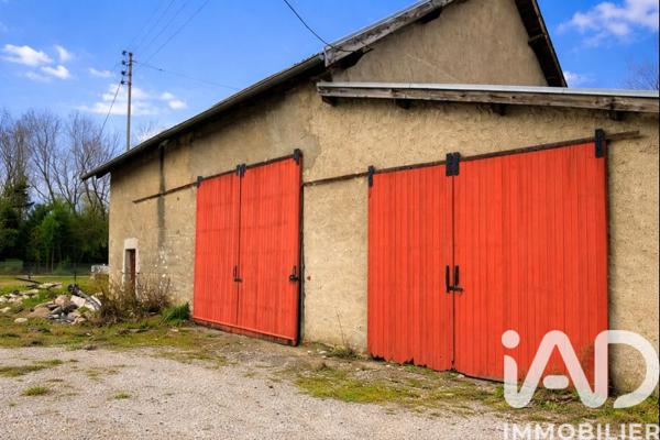 Maison à vendre 1 pièce 300 m² Dole