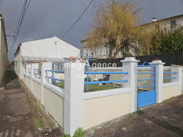 Maison à SAINTES, 17100 - 4 pièces 89m²