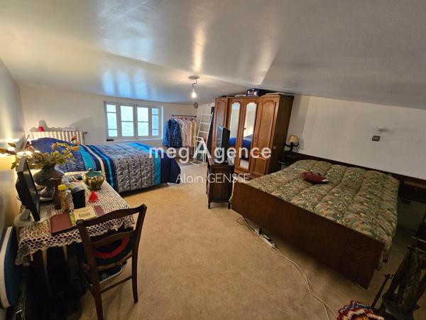 Maison à SAINTES, 17100 - 4 pièces 89m²