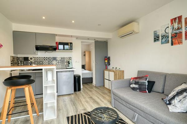 Villa 5 pièces de 172m²  avec piscine chauffée et T2 attenant - Furiani