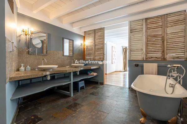 Vente Maison 10 pièces 250 m2 à Noiseau