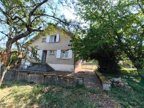 Maison située au calme d'une surface habitable de 86,64 m2 avec terrain de 3630 m2