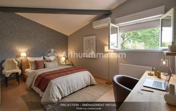 Vente                                                      Maison
                        
                     7 pièces                      206 m2                     à Rouffiac-Tolosan