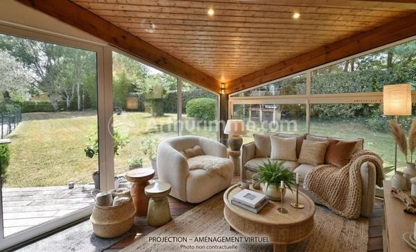 Vente                                                      Maison
                        
                     7 pièces                      206 m2                     à Rouffiac-Tolosan