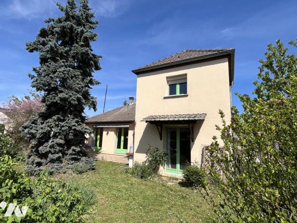 vente maison de type VI en impasse avec bâtiment annexe comprenant un appartement de type Ibis