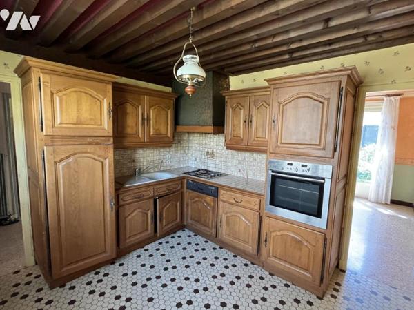vente maison de type VI en impasse avec bâtiment annexe comprenant un appartement de type Ibis