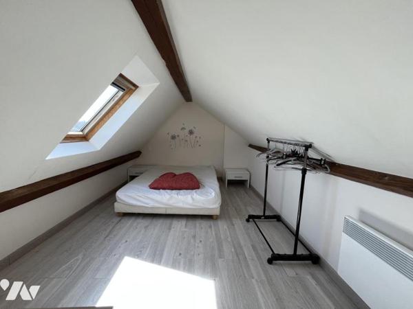 vente maison de type VI en impasse avec bâtiment annexe comprenant un appartement de type Ibis