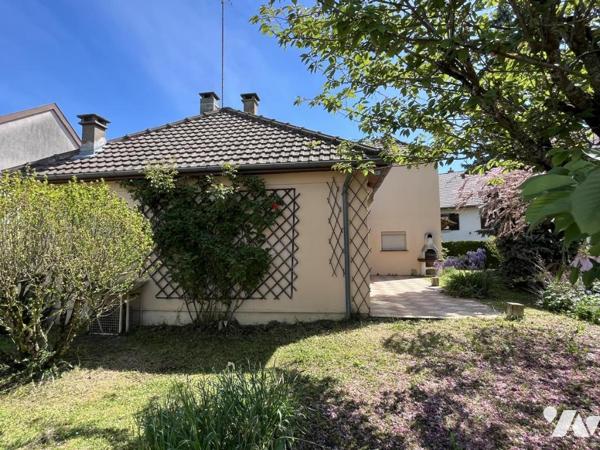 vente maison de type VI en impasse avec bâtiment annexe comprenant un appartement de type Ibis