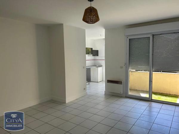 Appartement à louer 2 pièces 46.9m²