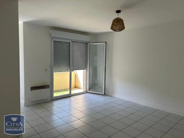 Appartement à louer 2 pièces 46.9m²