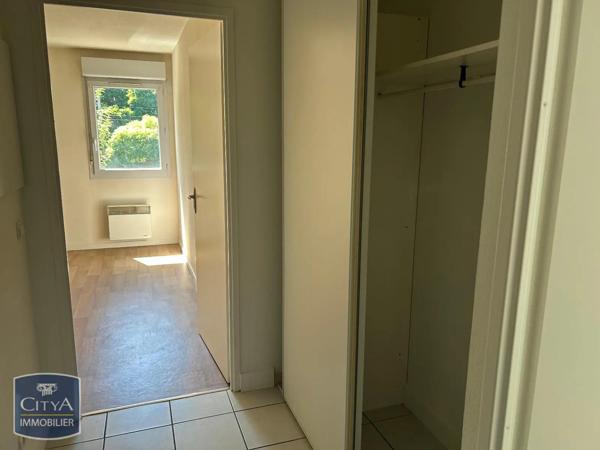Appartement à louer 2 pièces 46.9m²