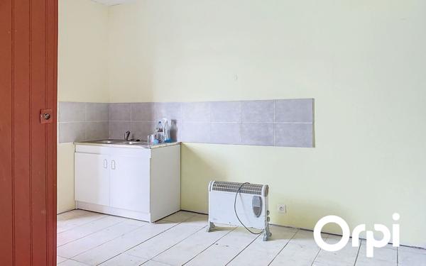 Maison à vendre    3 pièces •  Commentry